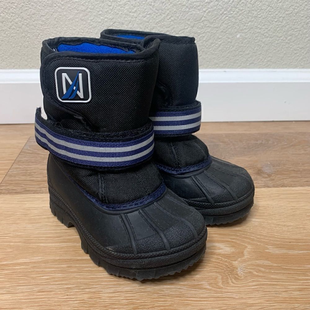 Nautica Port Toddler Size 8 Boy Black Blue Waterproof Snow Boots - Picture 1 of 12